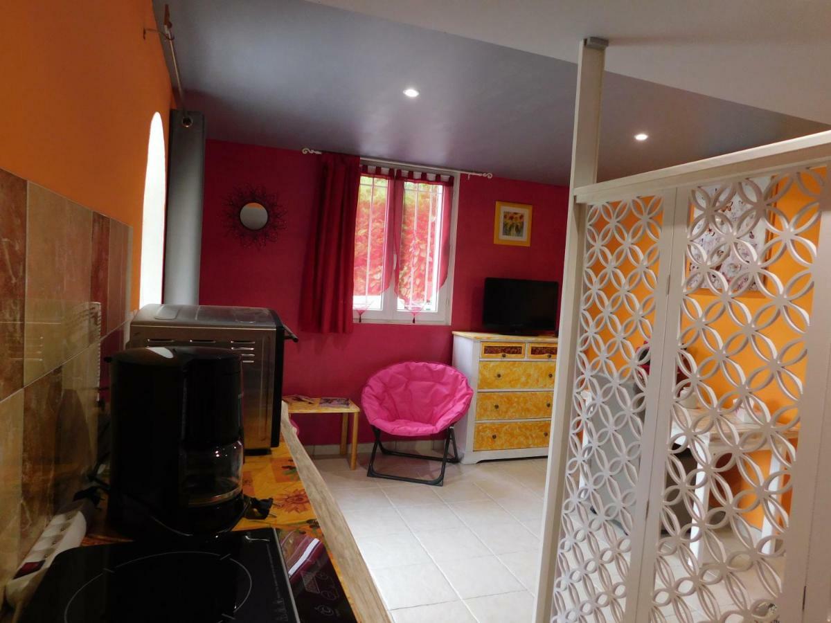 Villa Les Pins Mirabel-aux-Baronnies Екстериор снимка